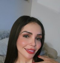 Katy - Transsexual escort in Singapore