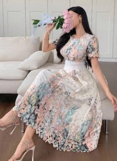 Katy - Transsexual escort in Singapore Photo 4 of 22