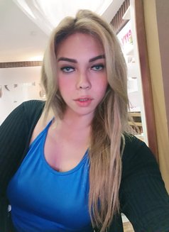 Katy Versa Ts - Transsexual escort in Da Nang Photo 9 of 9