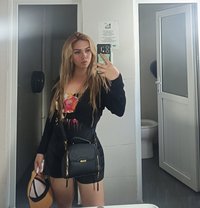 Katy Versa Ts - Acompañantes transexual in Da Nang
