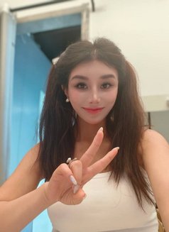 Katya - escort in Shanghai Photo 1 of 8