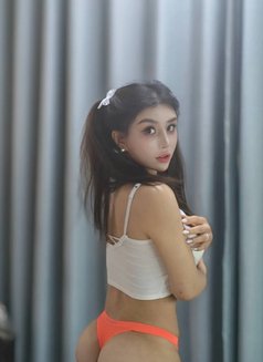 Katya - escort in Shanghai Photo 7 of 8