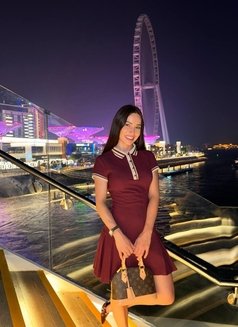 Katya - puta in Dubai Photo 1 of 5