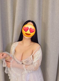 Katya كاتيا - escort in Dubai Photo 9 of 11