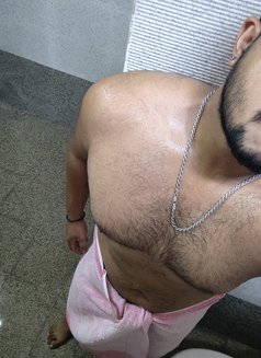 Kaushal - Acompañantes masculino in Ahmedabad Photo 8 of 8