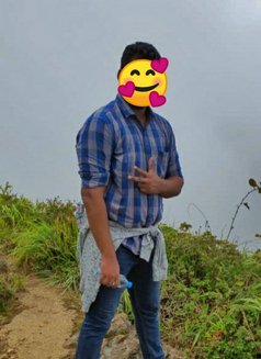 Kaveen for ladies (Femdom available) - Male escort in Colombo Photo 2 of 7