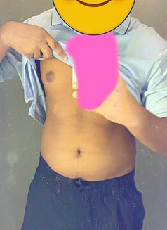 Kaveesh 25 Year Old Boy for Ladies - Male escort in Colombo Photo 1 of 3