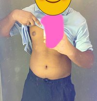 Kaveesh 25 Year Old Boy for Ladies - Male escort in Colombo