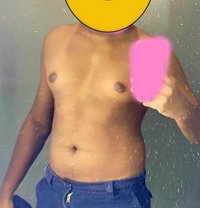 Kaveesh 25 Year Old Boy for Ladies - Male escort in Colombo