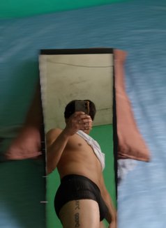 Kaveh - Acompañantes masculino in Manila Photo 6 of 8