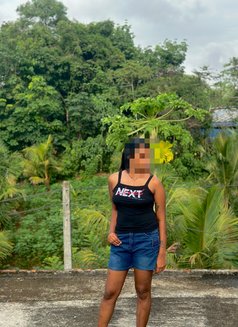 Kavi Dias Meet & Cam Girl - Acompañante in Colombo Photo 3 of 6