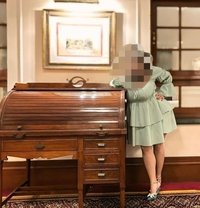 Kavi Fernando - escort in Colombo