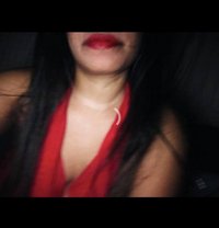 Oshi X Ceylon CamShow - adult performer in Colombo