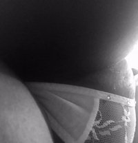 Oshi X Ceylon CamShow - adult performer in Colombo