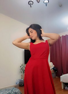 Kaviaa Indian College Girl - puta in Dubai Photo 4 of 17