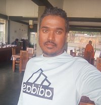 Kavindu - Acompañantes masculino in Colombo