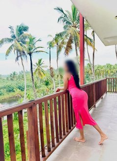 Kavini Disanayake - escort in Colombo Photo 6 of 7