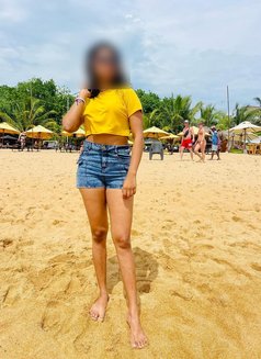 Kavini Disanayake - escort in Colombo Photo 2 of 7