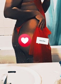Kavisha De Silva - Male adult performer in Colombo Photo 5 of 30