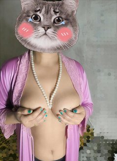 Kavita - adult performer in Mumbai Photo 1 of 6