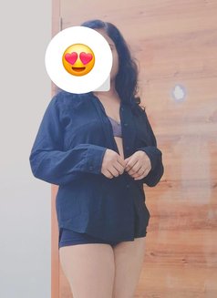 Kavita - escort in Gurgaon Photo 1 of 2