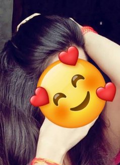 Kavita - escort in New Delhi Photo 3 of 3