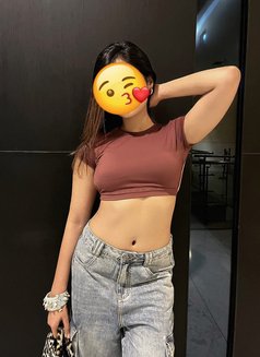 Kavita - escort in Mumbai Photo 3 of 6