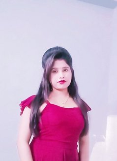 Kavita - puta in Navi Mumbai Photo 1 of 2