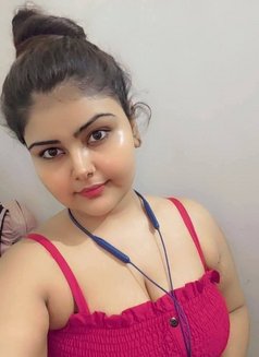 Kavita - escort in New Delhi Photo 1 of 2