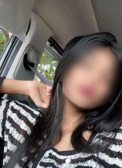 Kavita let's meet fun & cam - escort in New Delhi Photo 2 of 6