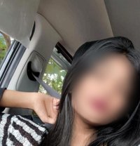 Kavita lets meet fun & cam - puta in New Delhi