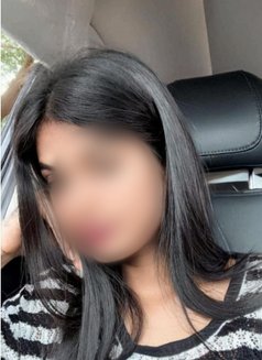 Kavita let's meet fun & cam - escort in New Delhi Photo 3 of 6