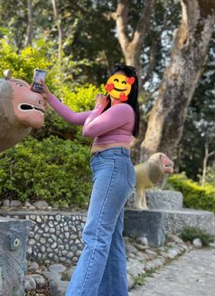 Independent girl for hand cash service - escort in Kathmandu Photo 2 of 2