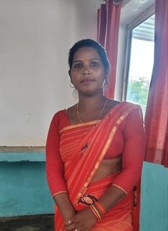 Kavita Roy - puta in Bangalore Photo 1 of 1
