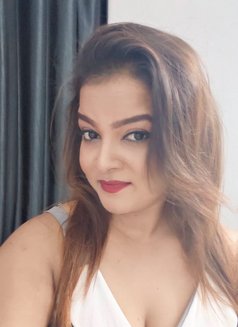 Kavita Singh - escort agency in Hyderabad Photo 3 of 3