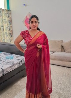 Kavitha South Indian Young House Wife - escort in Abu Dhabi Photo 1 of 4