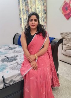 Kavitha South Indian Young House Wife - escort in Abu Dhabi Photo 3 of 4
