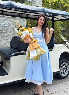Kaviya - escort in Bangalore Photo 2 of 3