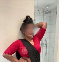 Kaviya Indian Girl Available - escort in Frankfurt