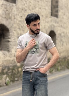 Kavkaz Man - Male escort in Baku Photo 2 of 3