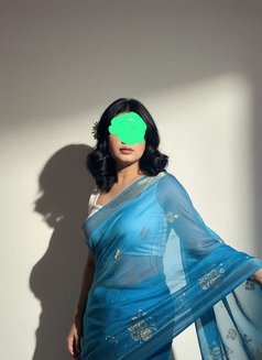 kavya age 24 - escort in Ahmedabad Photo 10 of 11