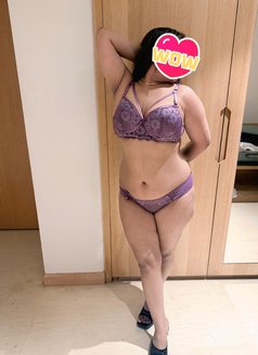 kavya age 24 - escort in Mumbai Photo 5 of 7