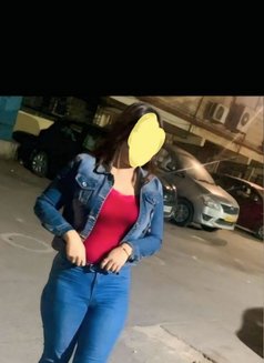 kavya age 24 - escort in Noida Photo 10 of 16
