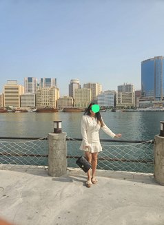 kavya age 24 - escort in Noida Photo 12 of 16