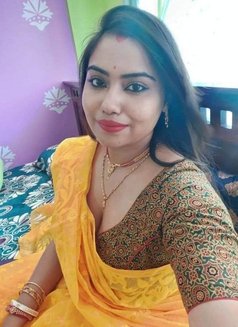 Kavya Best Providing Girls Independent - escort in Hyderabad Photo 1 of 2