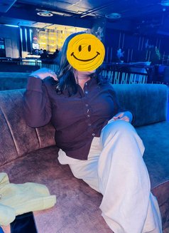 Rahat Big Boobs Girl - puta in Noida Photo 1 of 6