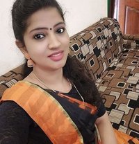Kavya - puta in Hyderabad Photo 1 of 1