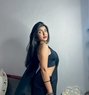 Kavya Escort Service - puta in Bangalore Photo 1 of 3