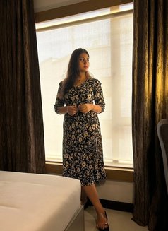 Kavya Escort Service - escort in Gurgaon Photo 1 of 3