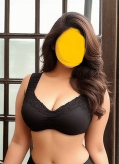 Kavya Hand to Hand Payment - escort in Hyderabad Photo 1 of 4